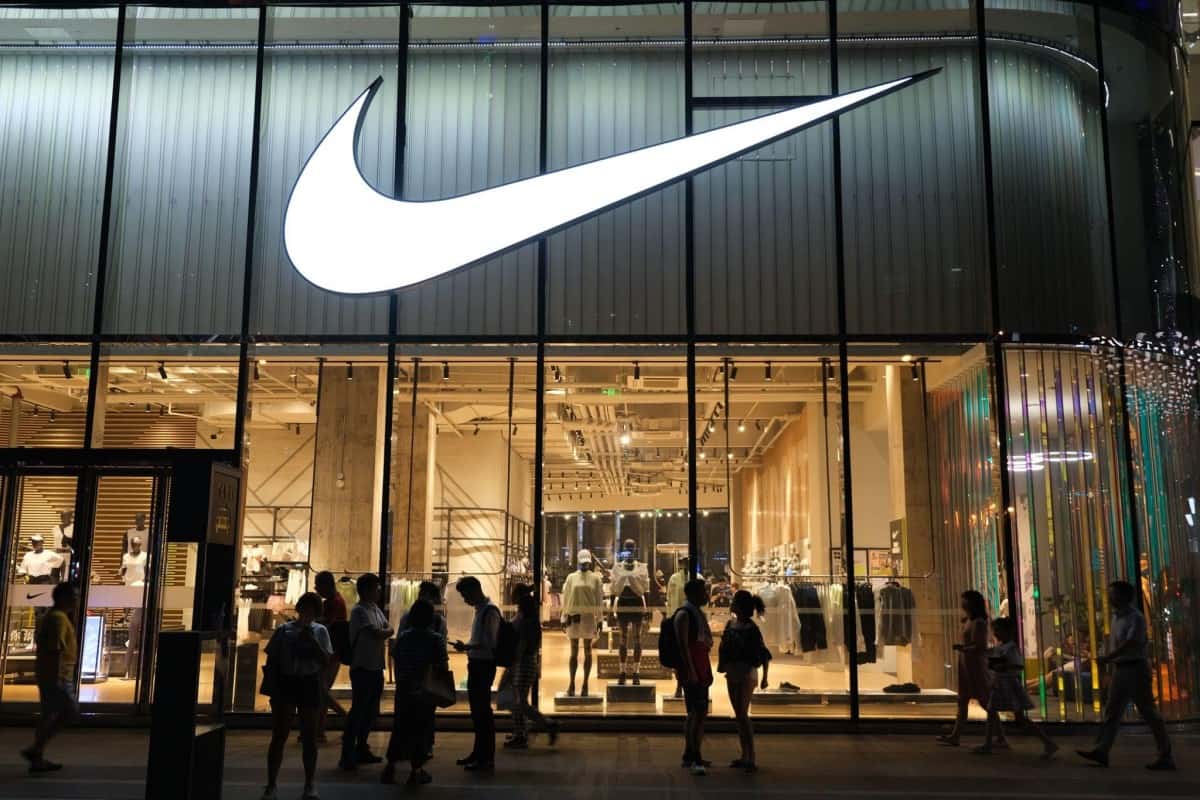 ¿Por qué cayó el valor de las acciones de Nike?