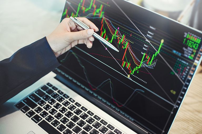 Opere con la ayuda de los robots de Forex