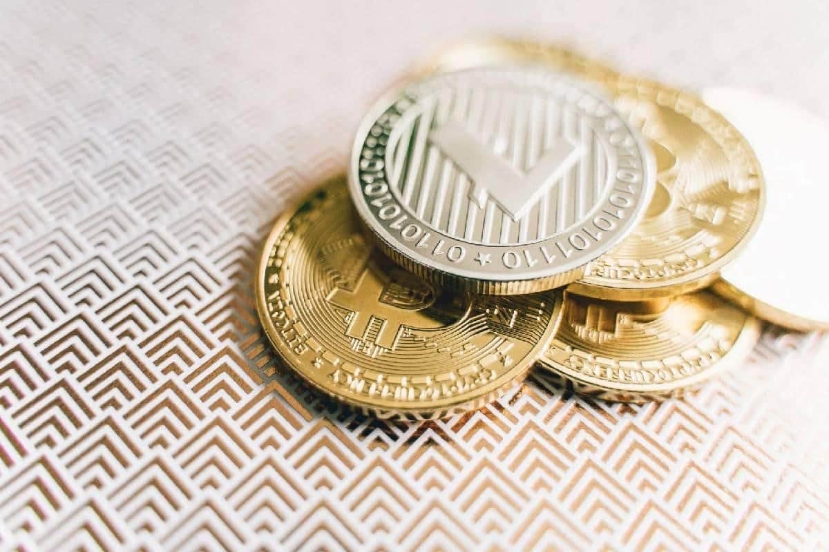 A través de protocolos DeFi se puede acceder a préstamos de criptomonedas.