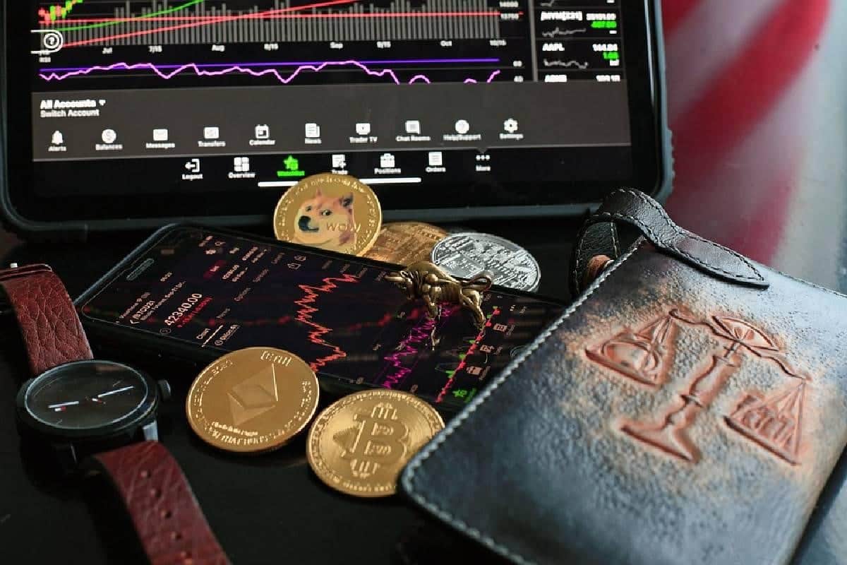 Dogecoin ha logrado posicionarse en el mercado entre otras criptomonedas.