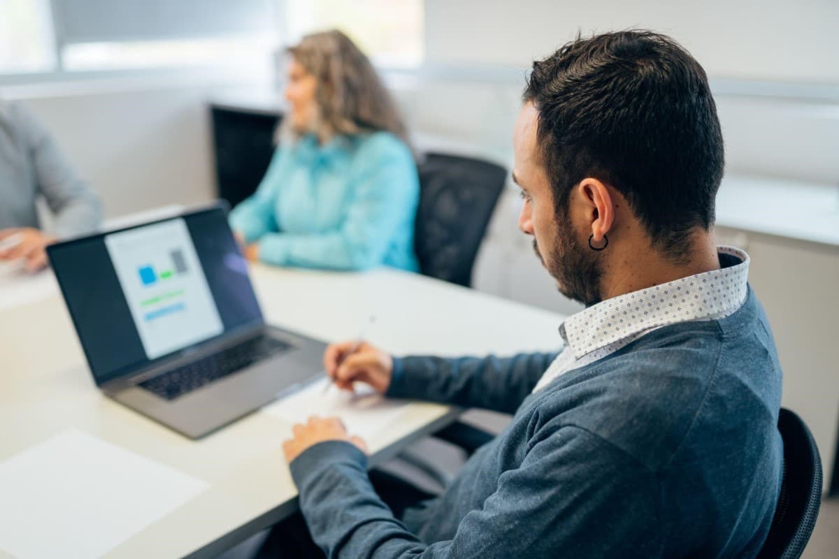 Analiza tus próximas inversiones en Chile