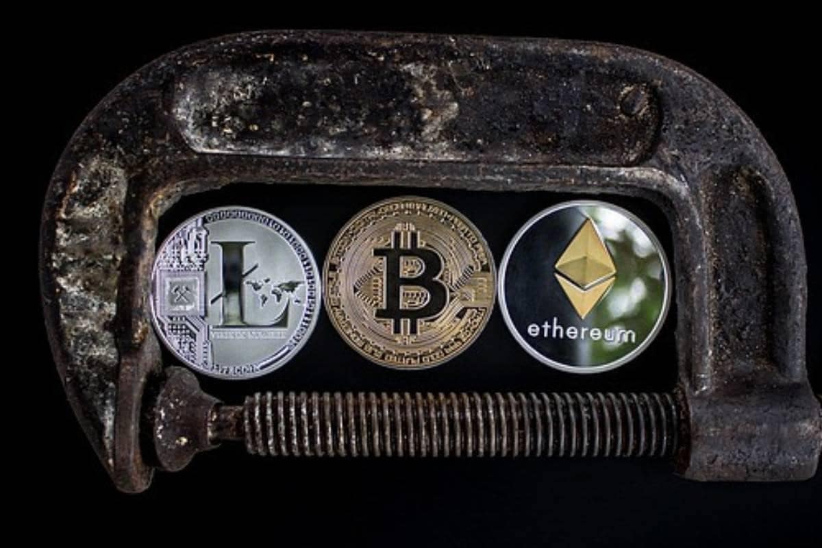 En Libertex puedes realizar trading con criptomonedas y sumergirte en el metaverso.