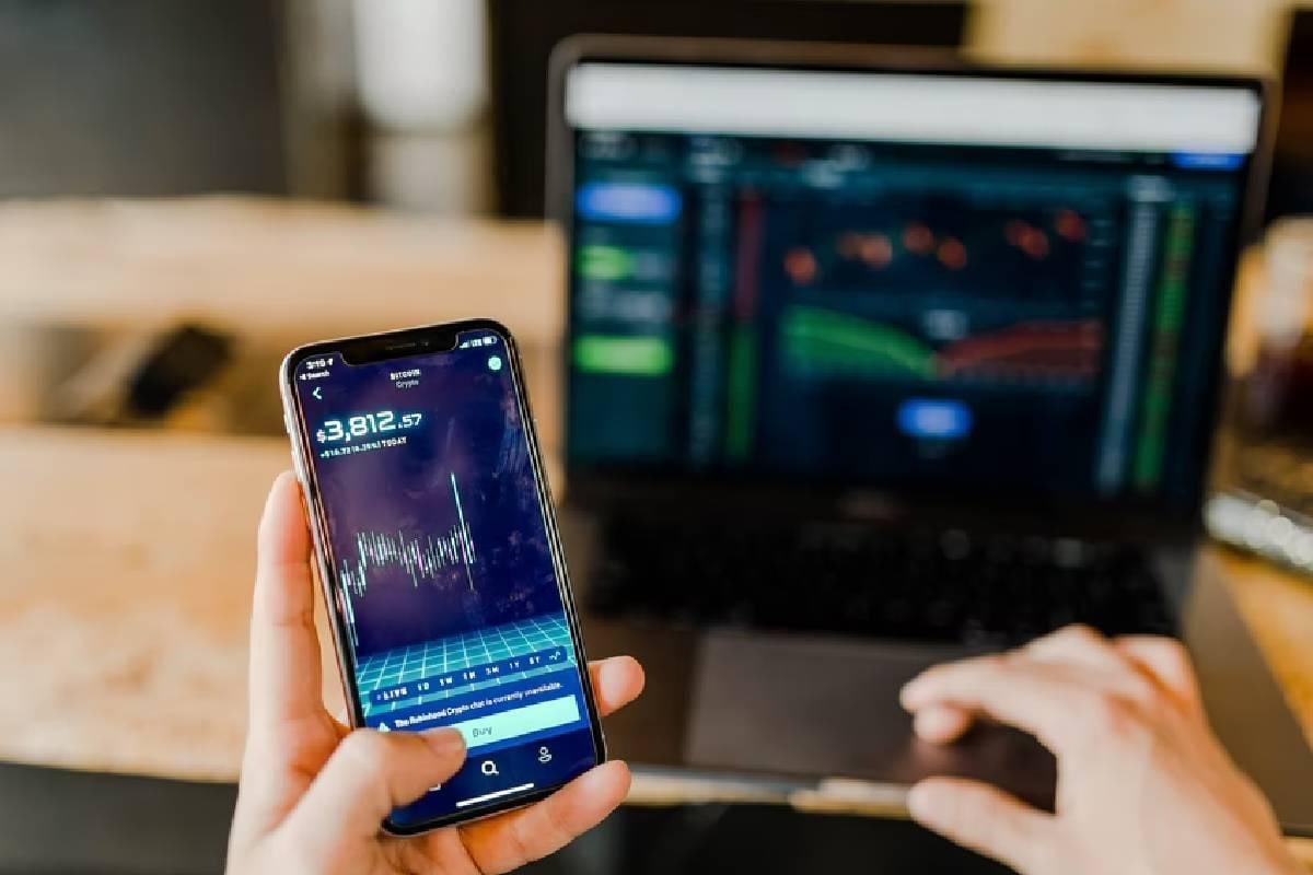 La conversión de peso mexicano a chileno cambia minuto a minuto por eso hay que revisar diariamente los gráficos de cotización.