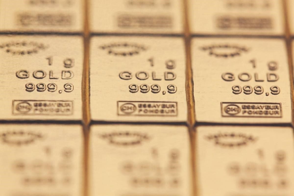 Barras de oro físico, una forma de invertir en el metal precioso. 
