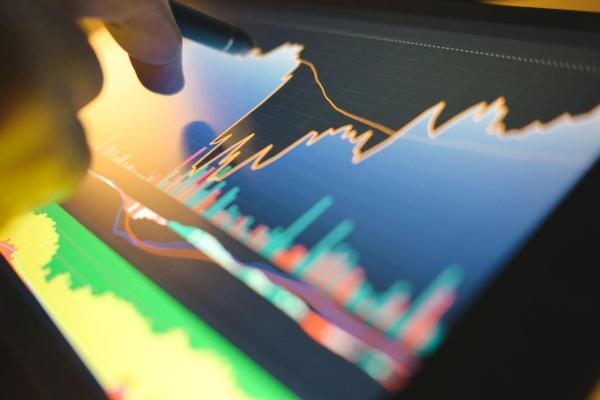 ¿Qué es el indicador MACD?