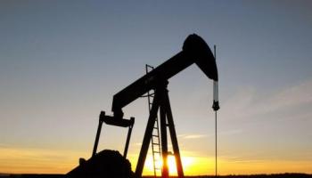 Petróleo: las ventajas de invertir en commodities