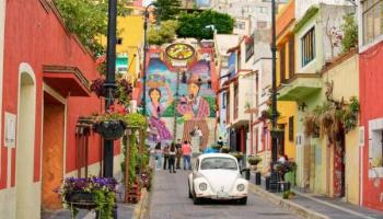 ¿Cómo invertir en turismo?